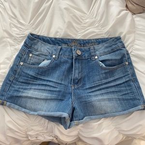 Light wash denim jean shorts